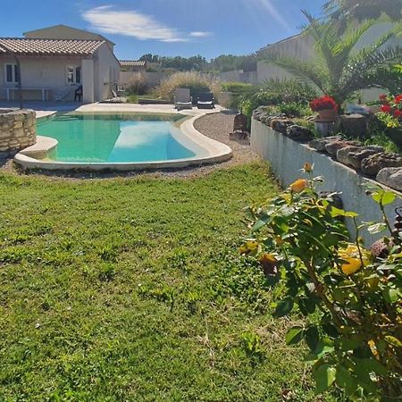 Coquet 2 Pieces Au Calme Avec Piscine Villa Fontvieille Eksteriør bilde