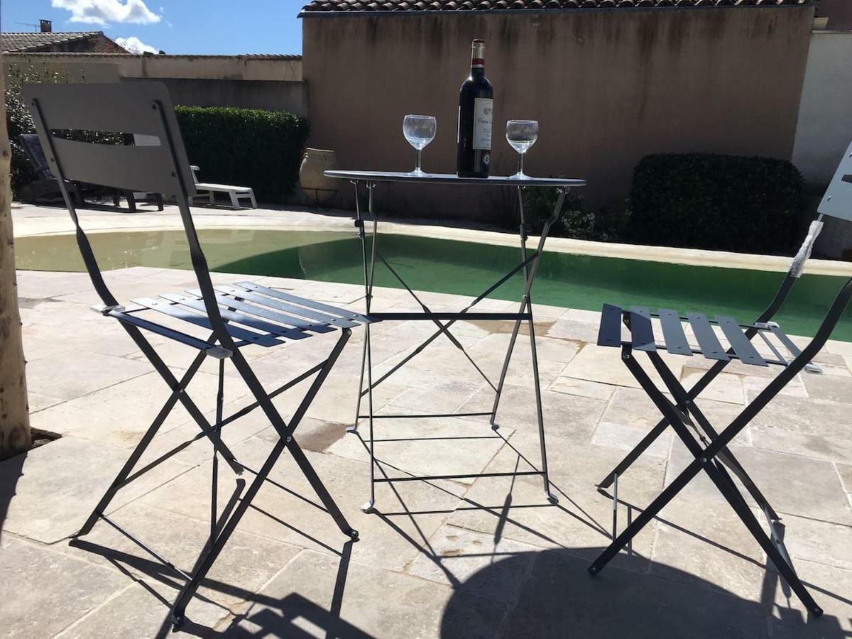 Coquet 2 Pieces Au Calme Avec Piscine Villa Fontvieille Eksteriør bilde